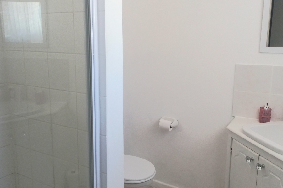 5 Bedroom Property for Sale in Kingfisher Creek Western Cape